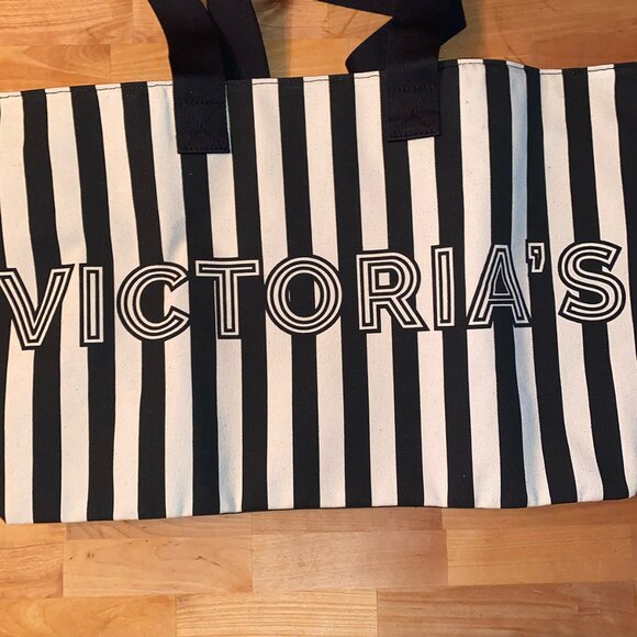 Victoria’s Secret Stripe Logo Weekender Canvas Tote Bag & Wristlet Set, NWT - Picture 9 of 9